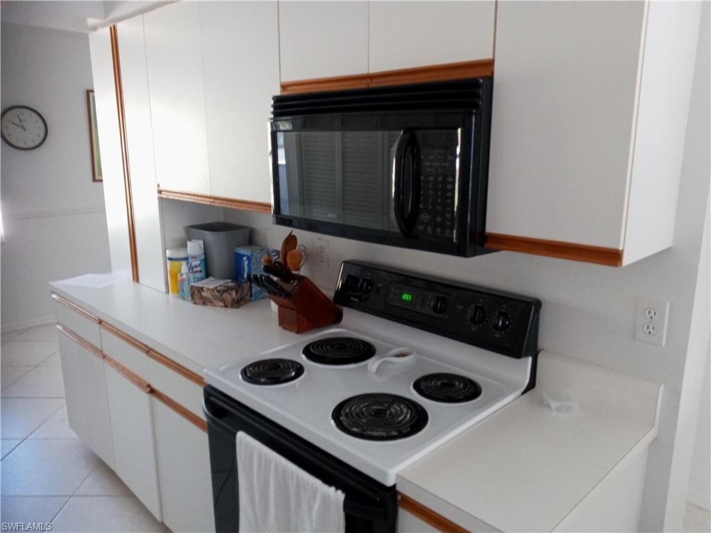 185 Grand Oaks Way, Unit R206 Naples, FL 34110 - Photo 26 of 35