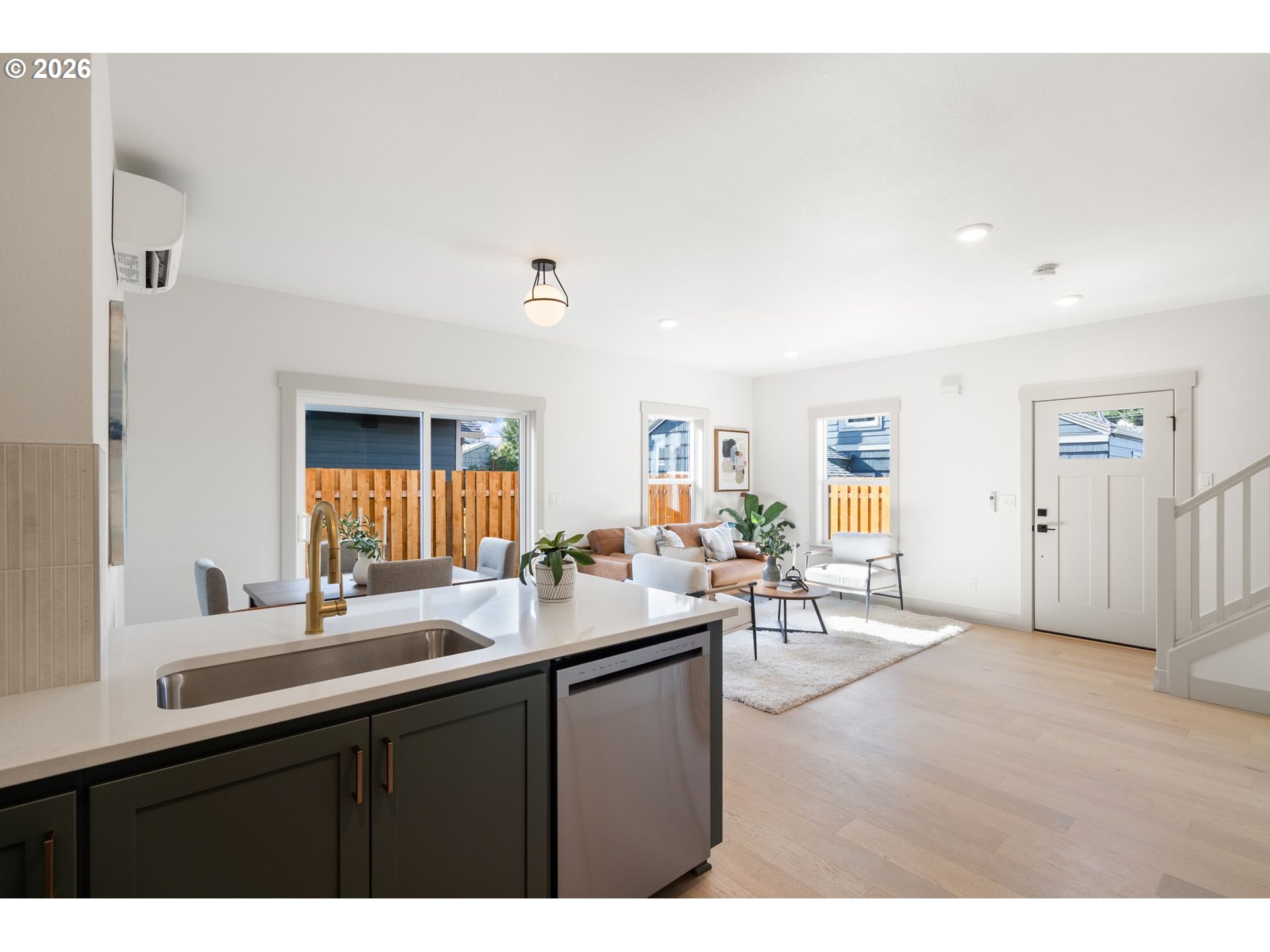 6909 Northeast Multnomah Street, Unit B Portland, OR 97213 - Photo 22 of 41