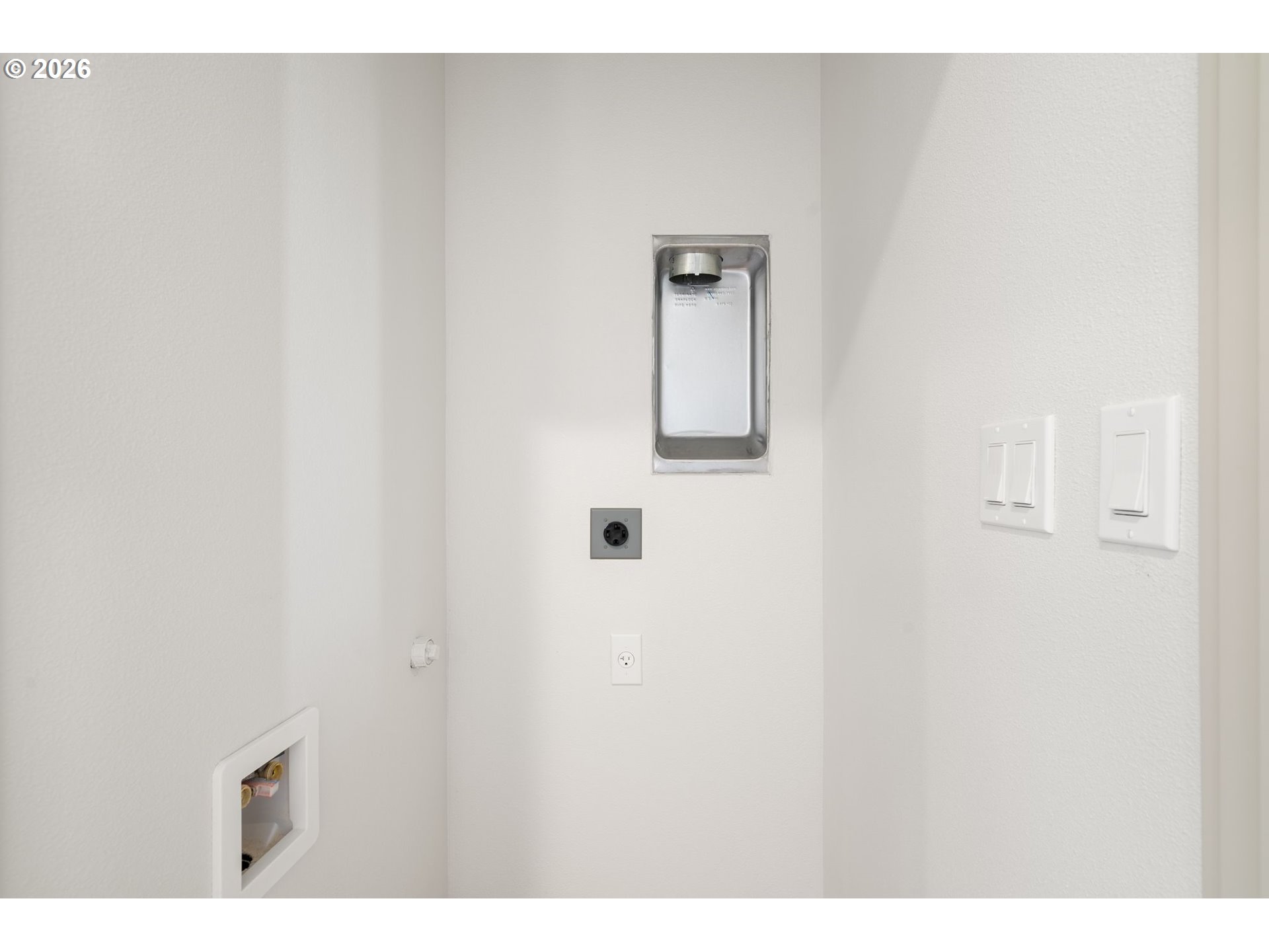 6909 Northeast Multnomah Street, Unit B Portland, OR 97213 - Photo 36 of 41