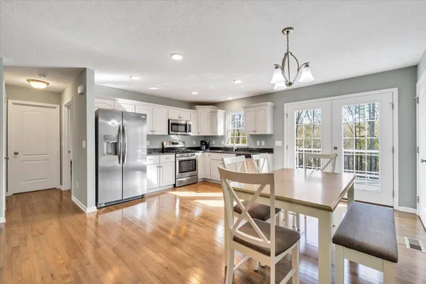 $479,900 | 101 Charmwood Circle, Moneta, VA 24121