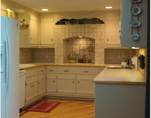 14 Gabriel Road Sharon, MA 02067 - Photo 7 of 7 Gallery Image 7