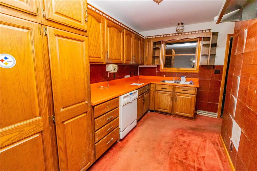 191 Milby Road Shelocta, PA 15774 - Photo 10 of 16