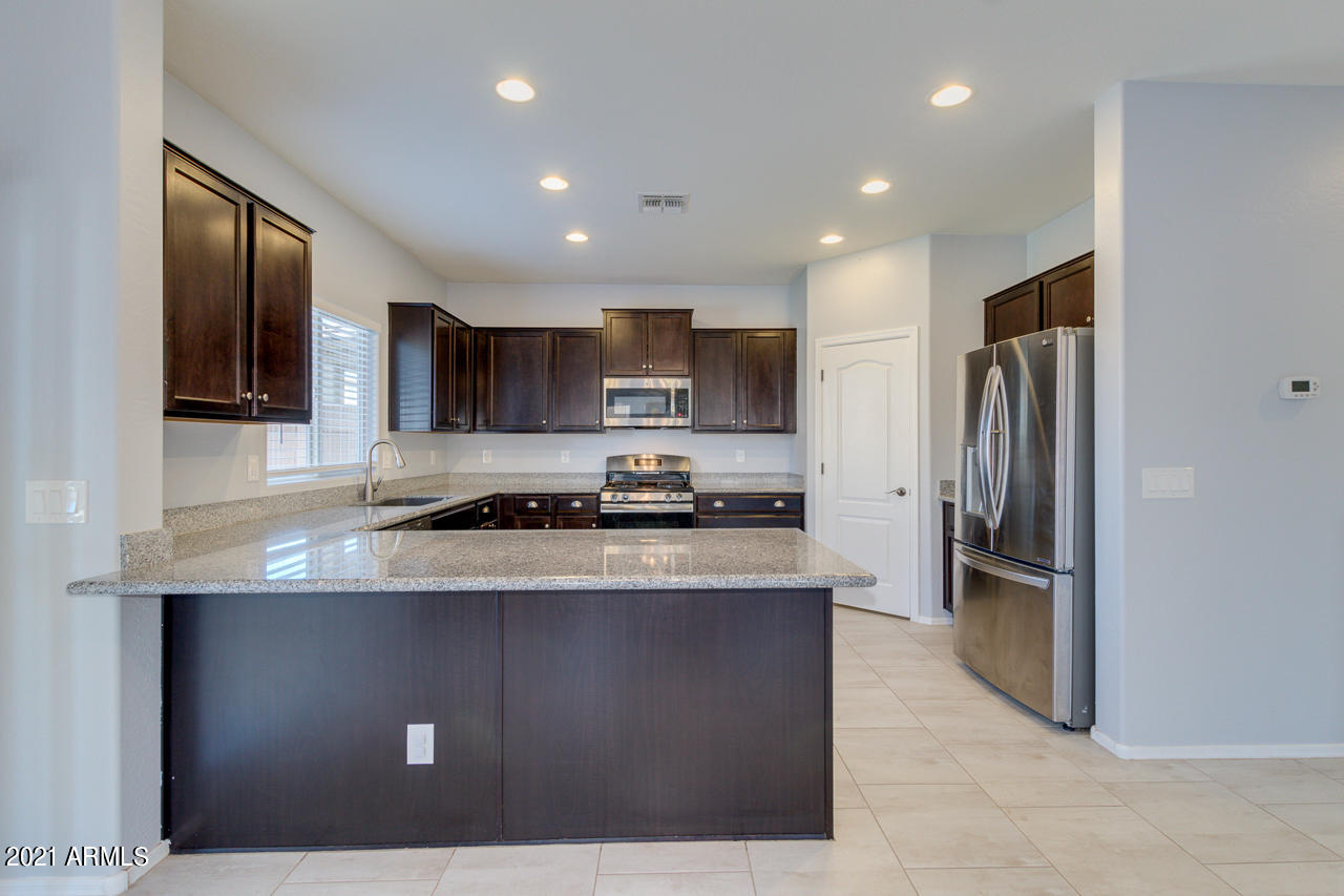 2624 East Mews Road Gilbert, AZ 85298 - Photo 10 of 50 07-Mews