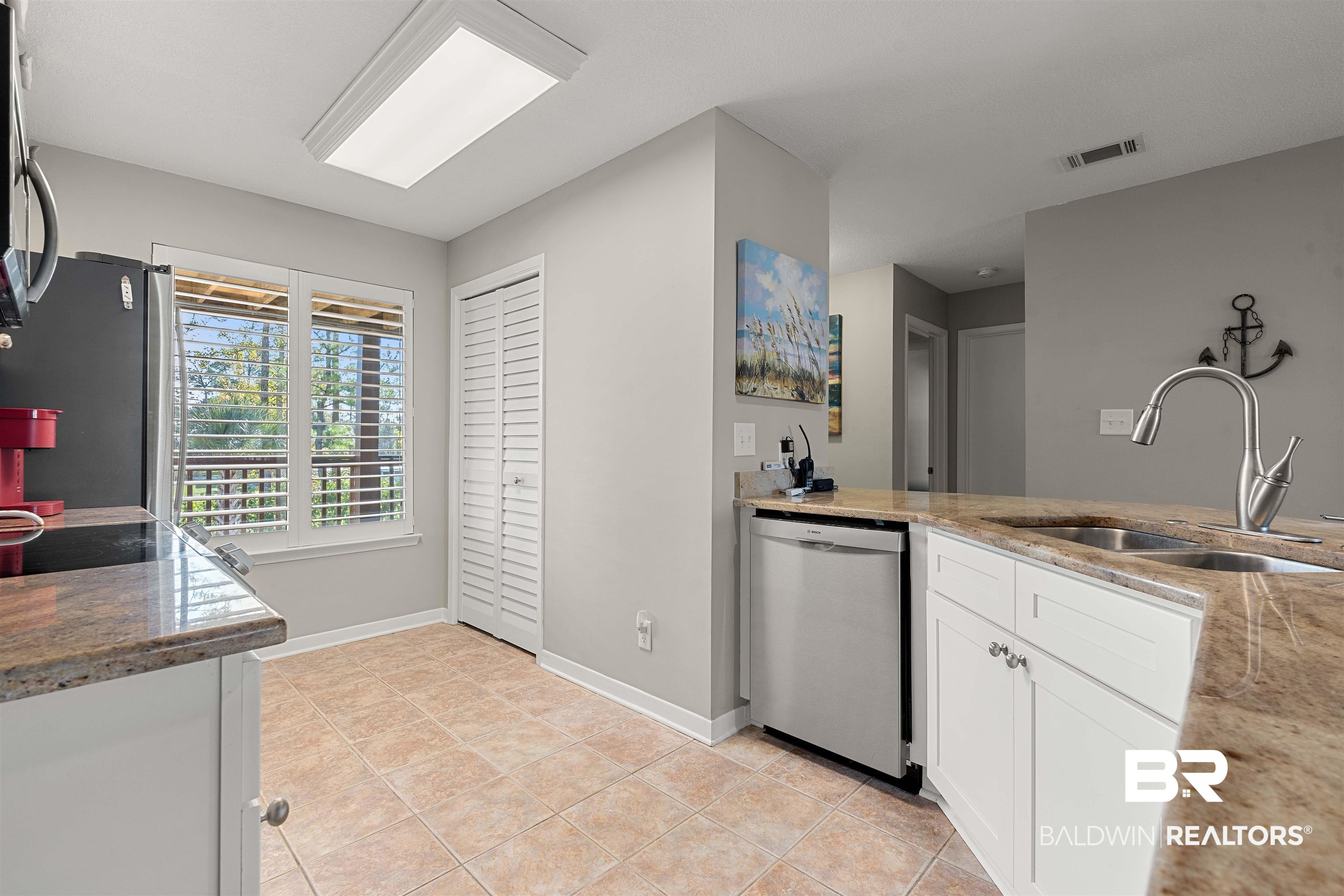 4723 Port Side Lane, Unit 101 Gulf Shores, AL 36542 - Photo 11 of 48 New Bosch Dishwasher