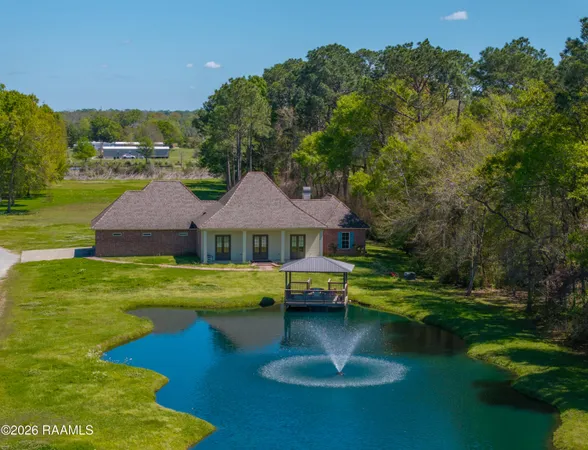 $645,000 | 314 Andre Avenue, Maurice, LA 70555