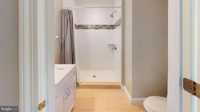 $5,250 | 3585 13th Street Northwest, Unit 4, Washington, DC 20010