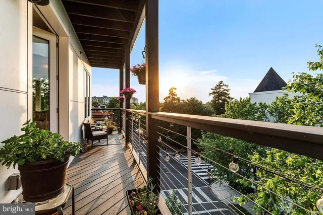 $5,250 | 3585 13th Street Northwest, Unit 4, Washington, DC 20010