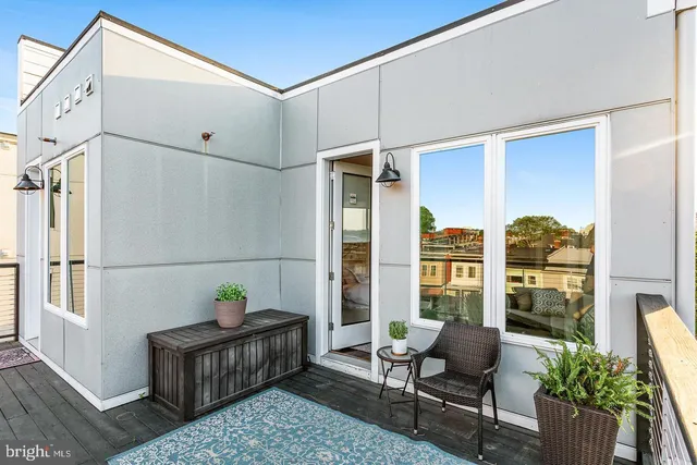 $5,250 | 3585 13th Street Northwest, Unit 4, Washington, DC 20010