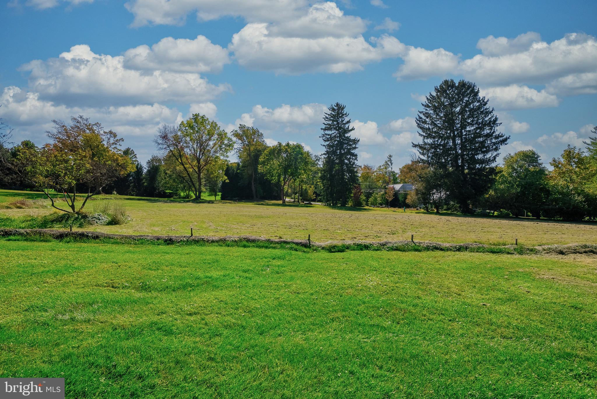 437 South Fairfield Road Devon, PA 19333 - Photo 5 of 16 Grounds