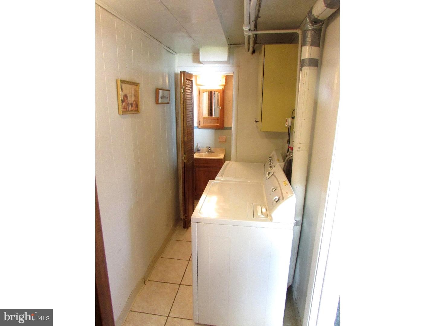 813 Millwood Road Philadelphia, PA 19115 - Photo 13 of 25 Laundry Room