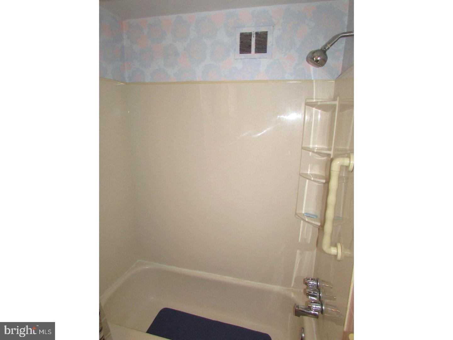 813 Millwood Road Philadelphia, PA 19115 - Photo 25 of 25 Bathroom