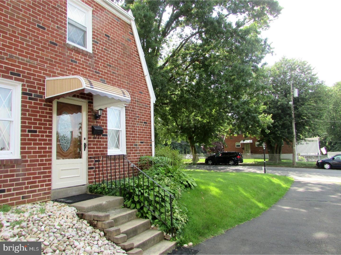 813 Millwood Road Philadelphia, PA 19115 - Photo 3 of 25 View