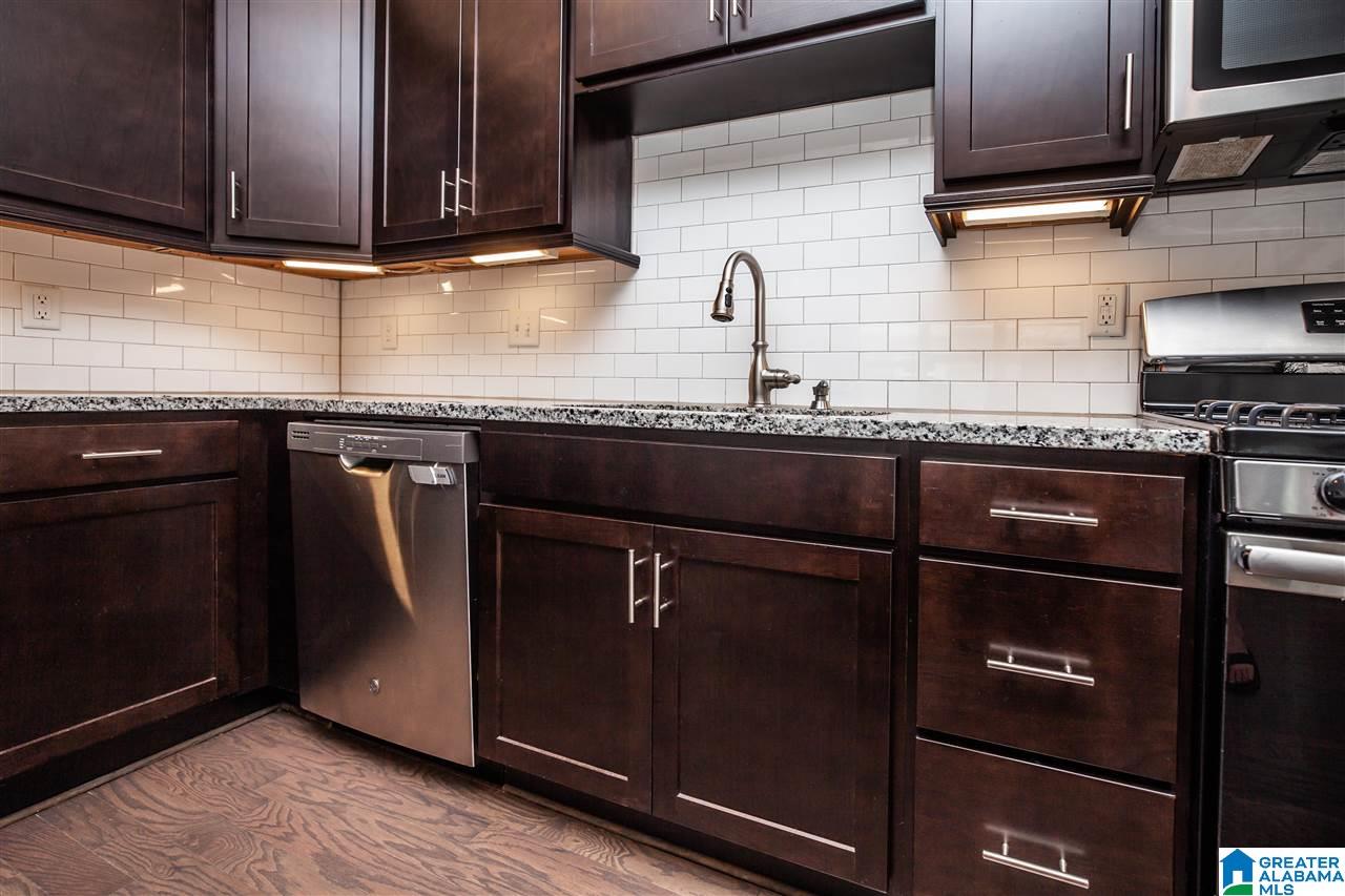 1445 Valley Trace Birmingham, AL 35210 - Photo 17 of 37