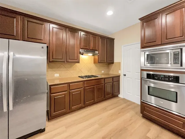 $690,000 | 12105 Pepperidge Drive, Austin, TX 78739