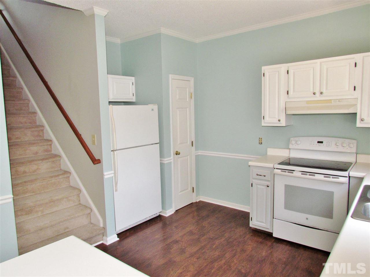 104 Longneedle Court Raleigh, NC 27603 - Photo 12 of 30