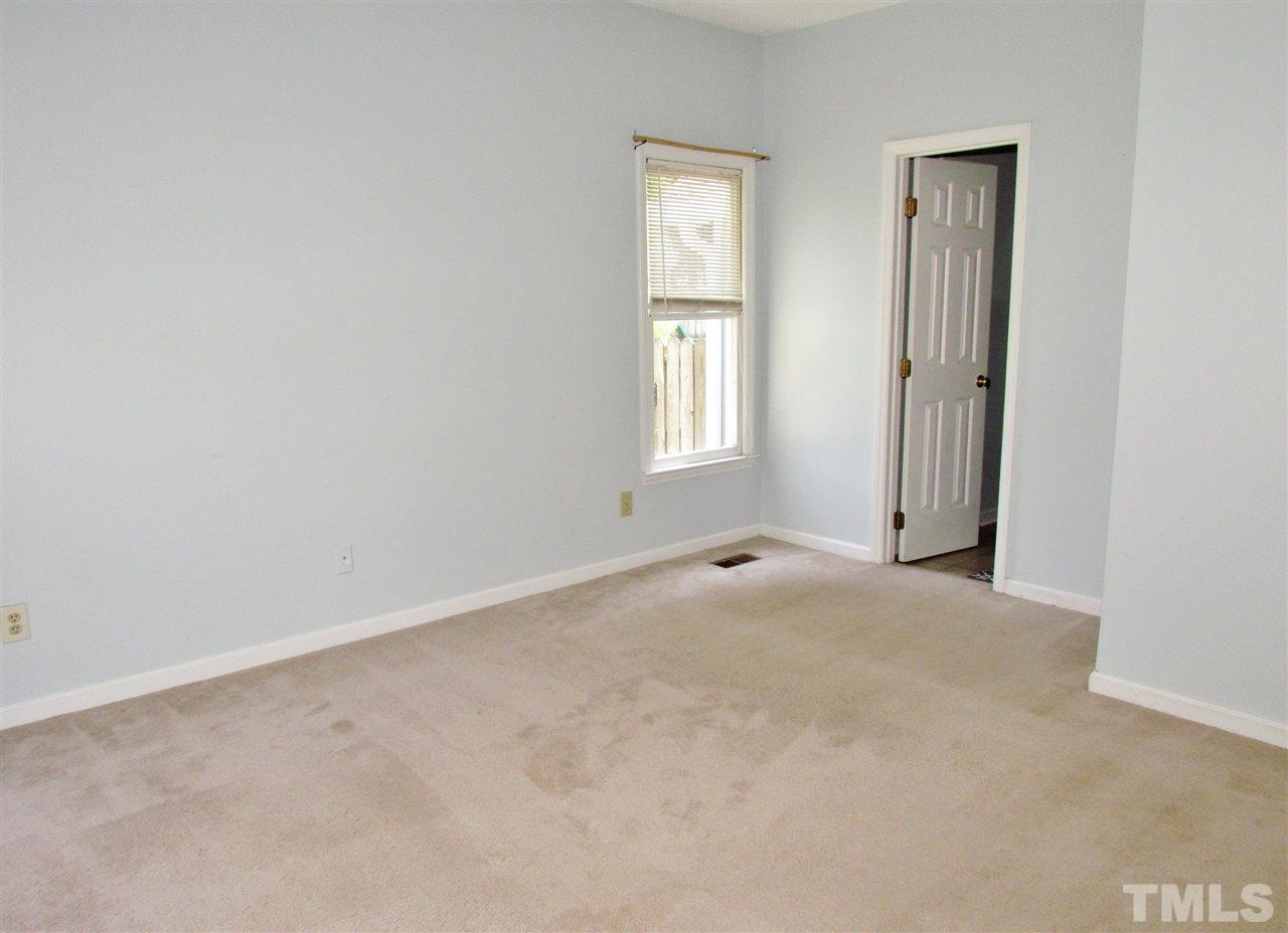 104 Longneedle Court Raleigh, NC 27603 - Photo 14 of 30