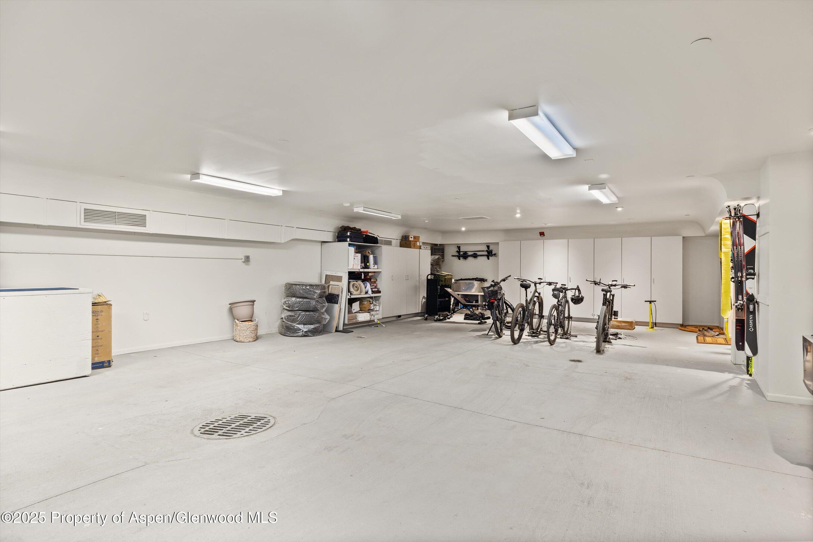 918 South Mill Street, Unit A Aspen, CO 81611 - Photo 28 of 34 a view of a room with gym equipment