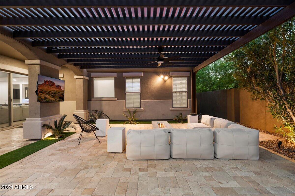 3126 East Harwell Road Phoenix, AZ 85042 - Photo 51 of 59 Covered Patios with Living Room Space