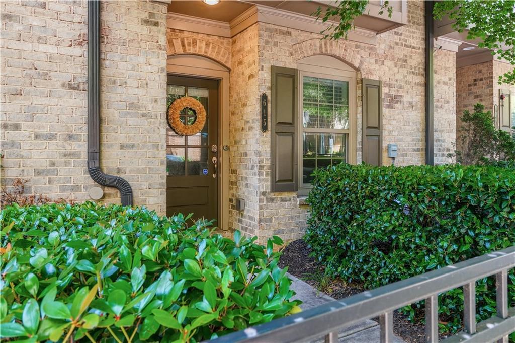 615 Broadview Place Northeast Atlanta, GA 30324 - Photo 5 of 64