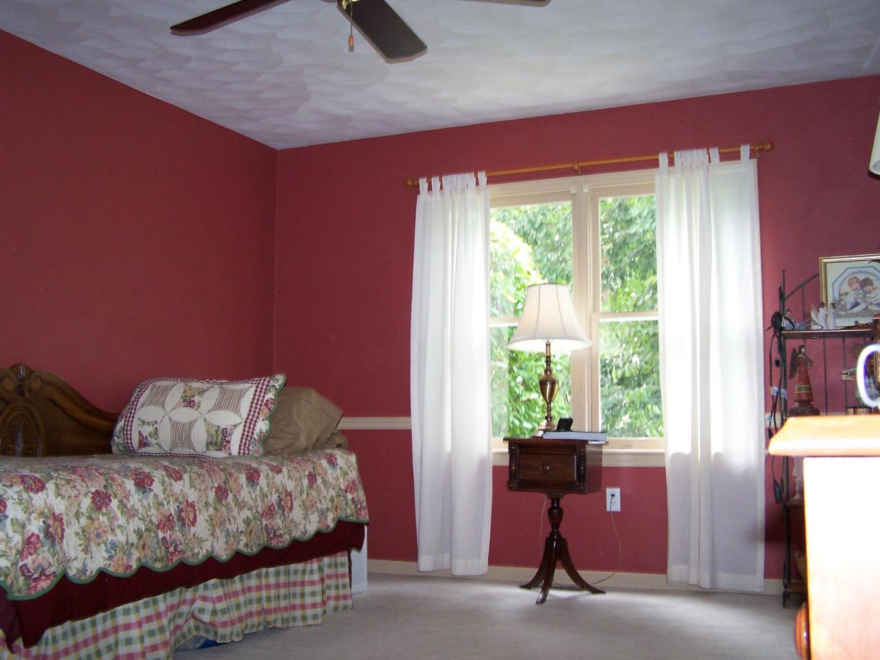 2626 Weaver Road Southwest Roanoke, VA 24015 - Photo 6 of 12 1st Floor Master