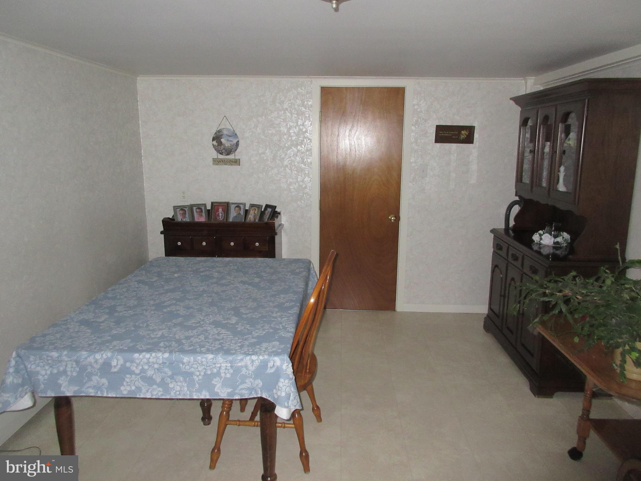 504 Kutztown Road Myerstown, PA 17067 - Photo 14 of 33 Dining Room