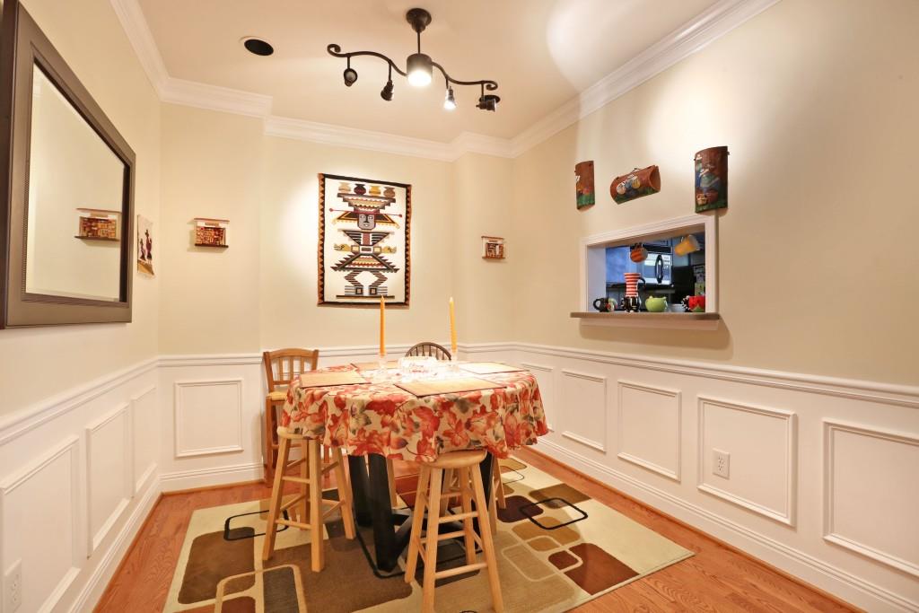 3405 Stratford Commons, Unit 3405 Decatur, GA 30033 - Photo 1 of 1 Cozy Dining Room
