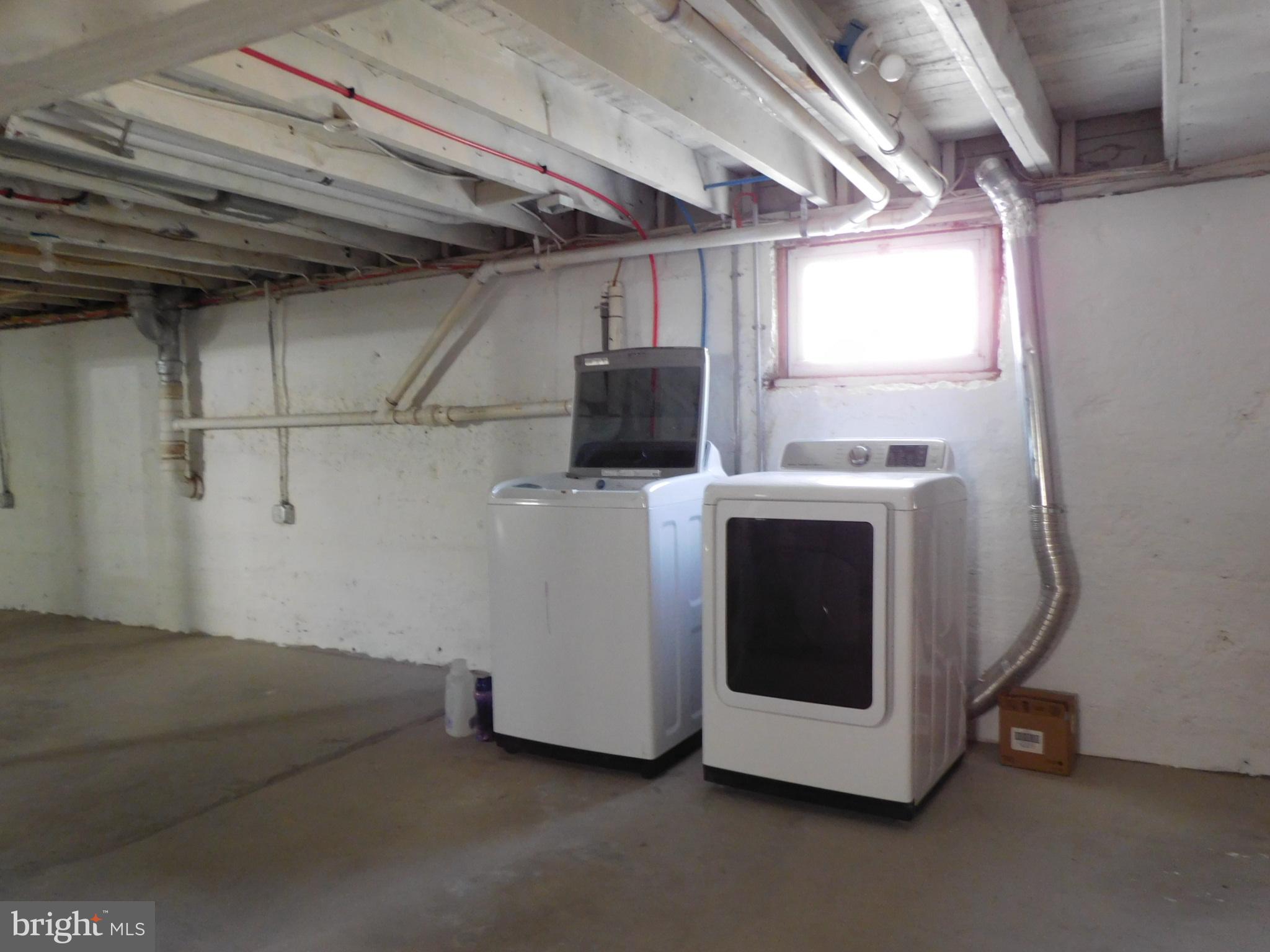 719 Hickory Street Delanco, NJ 08075 - Photo 25 of 29 a utility room with dryer and washer