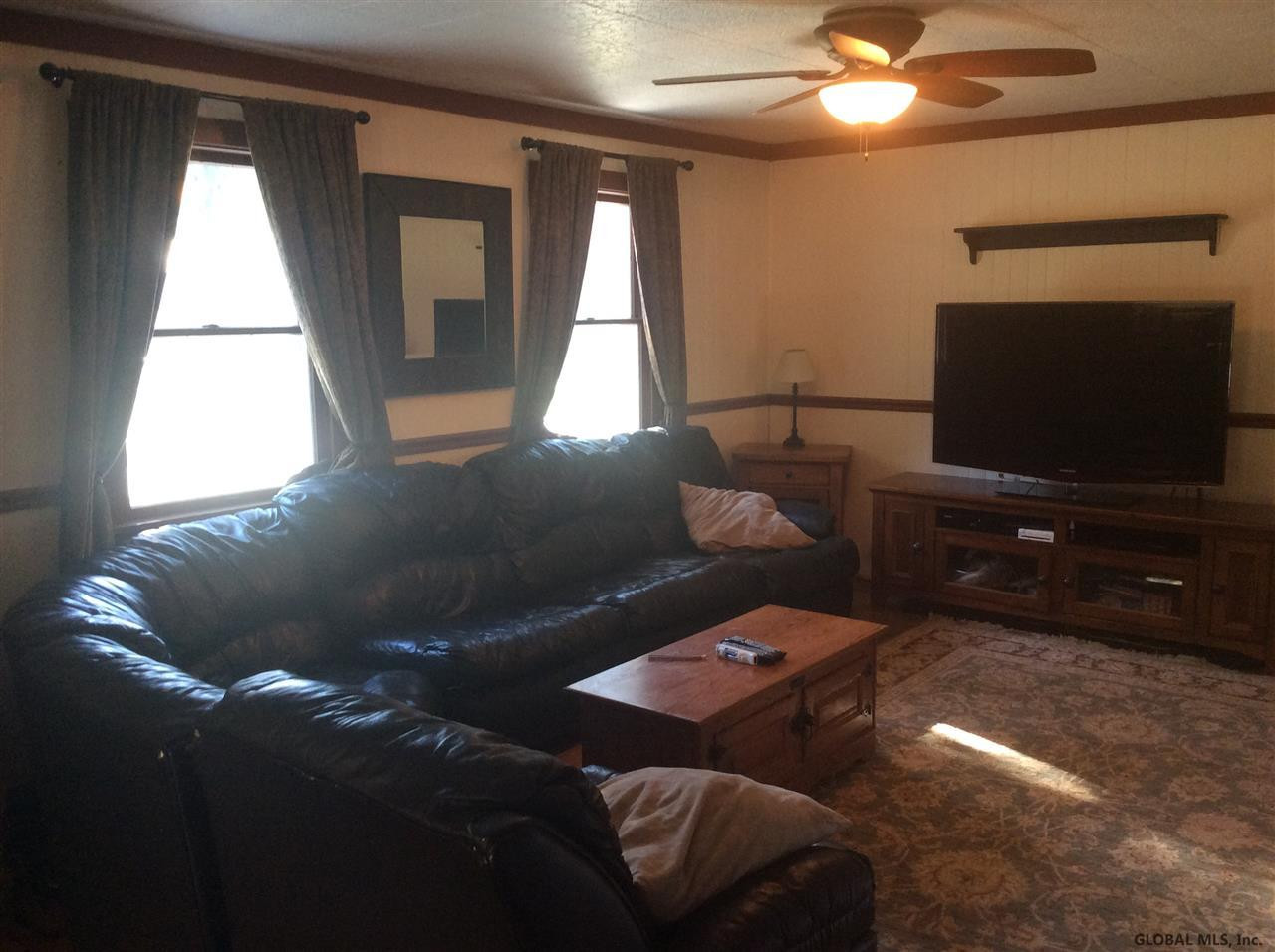 11 Plank Road Halfmoon, NY 12188 - Photo 14 of 25 Photo 14