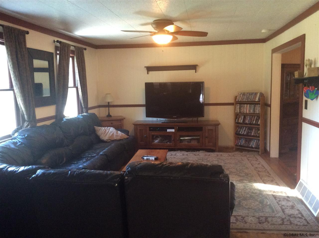 11 Plank Road Halfmoon, NY 12188 - Photo 15 of 25 Photo 15