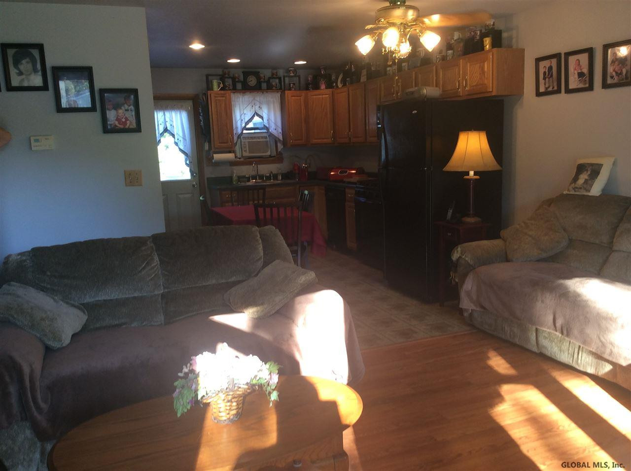 11 Plank Road Halfmoon, NY 12188 - Photo 17 of 25 Photo 17