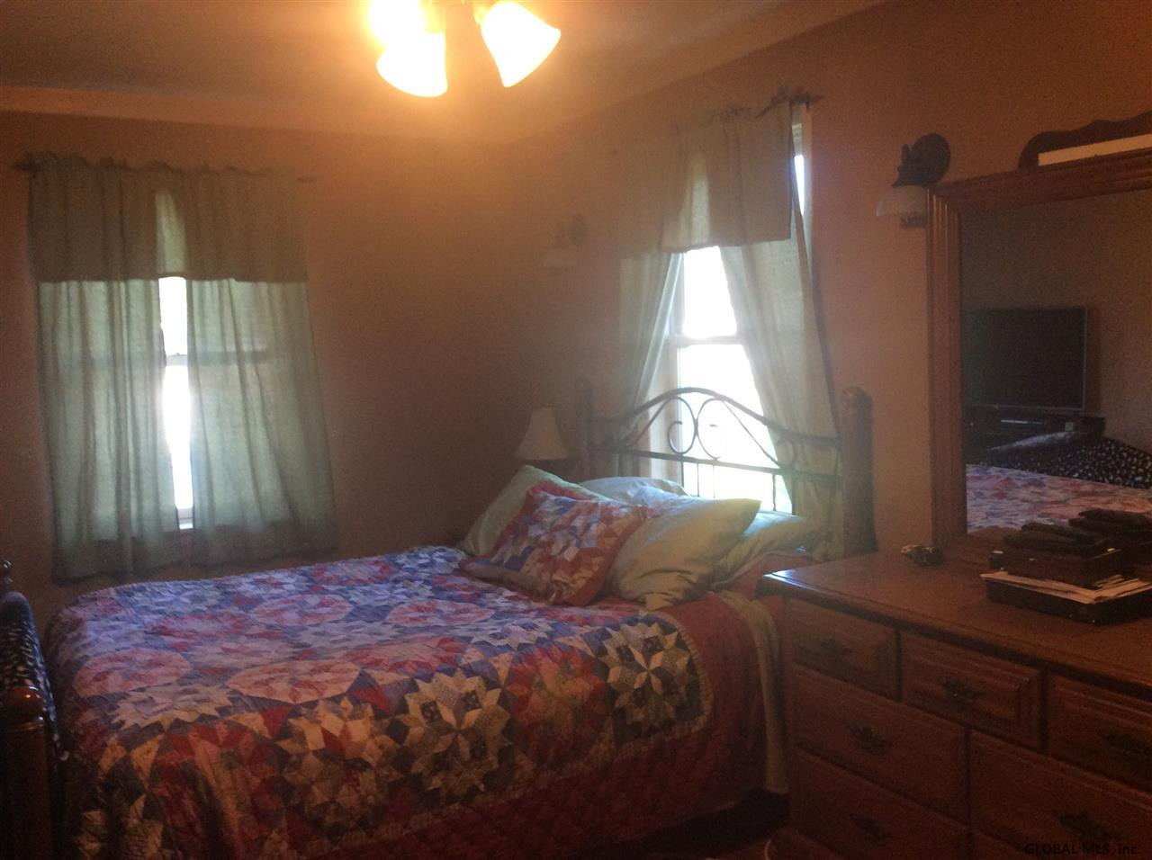 11 Plank Road Halfmoon, NY 12188 - Photo 21 of 25 Photo 21