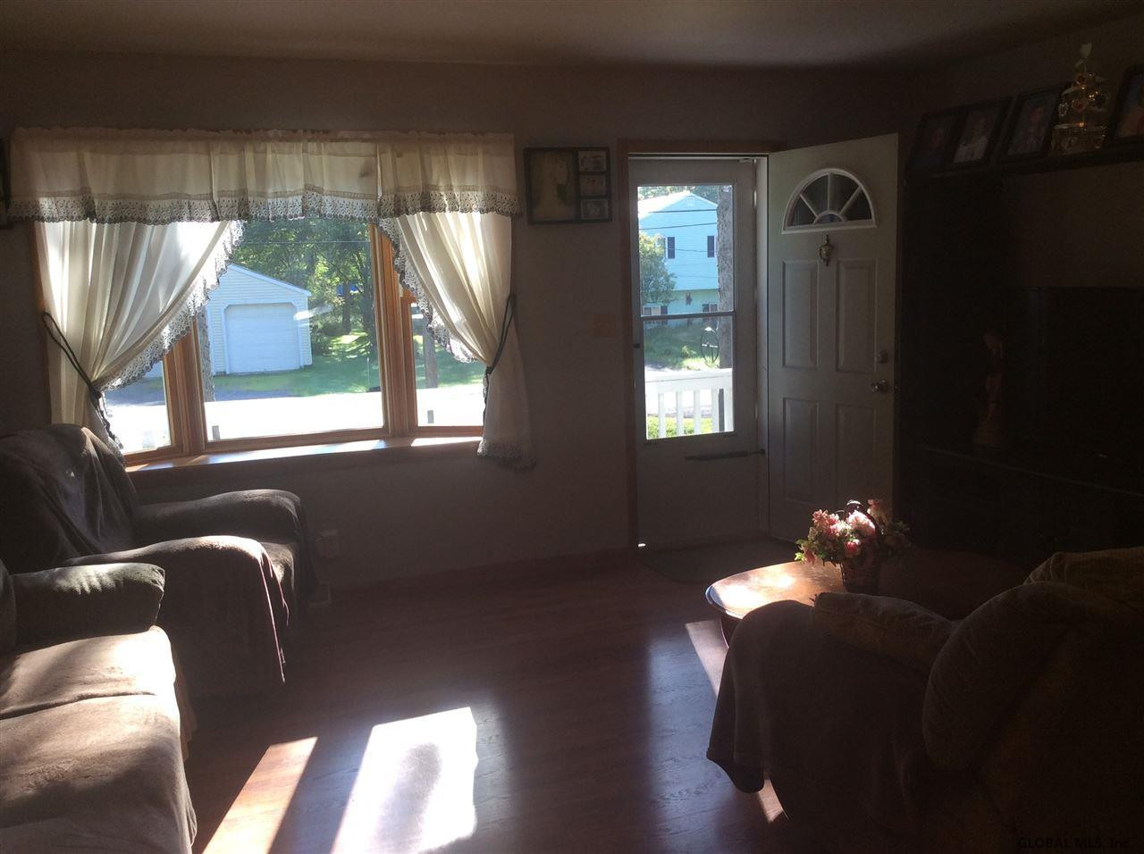 11 Plank Road Halfmoon, NY 12188 - Photo 9 of 25 Photo 9