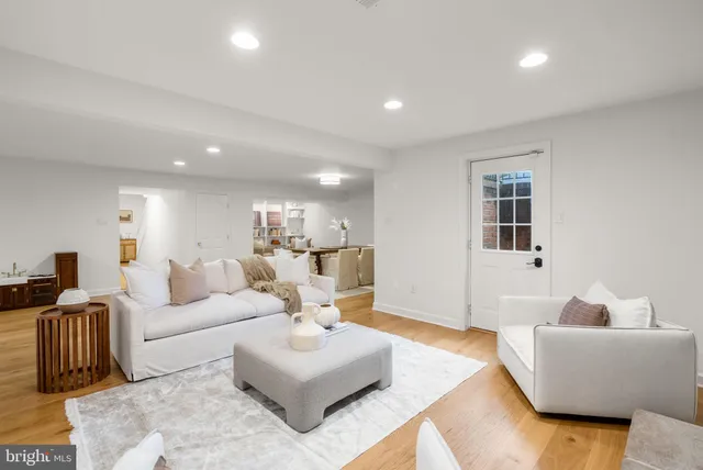 $2,150,000 | 10312 Kingsway Court, Ellicott City, MD 21042