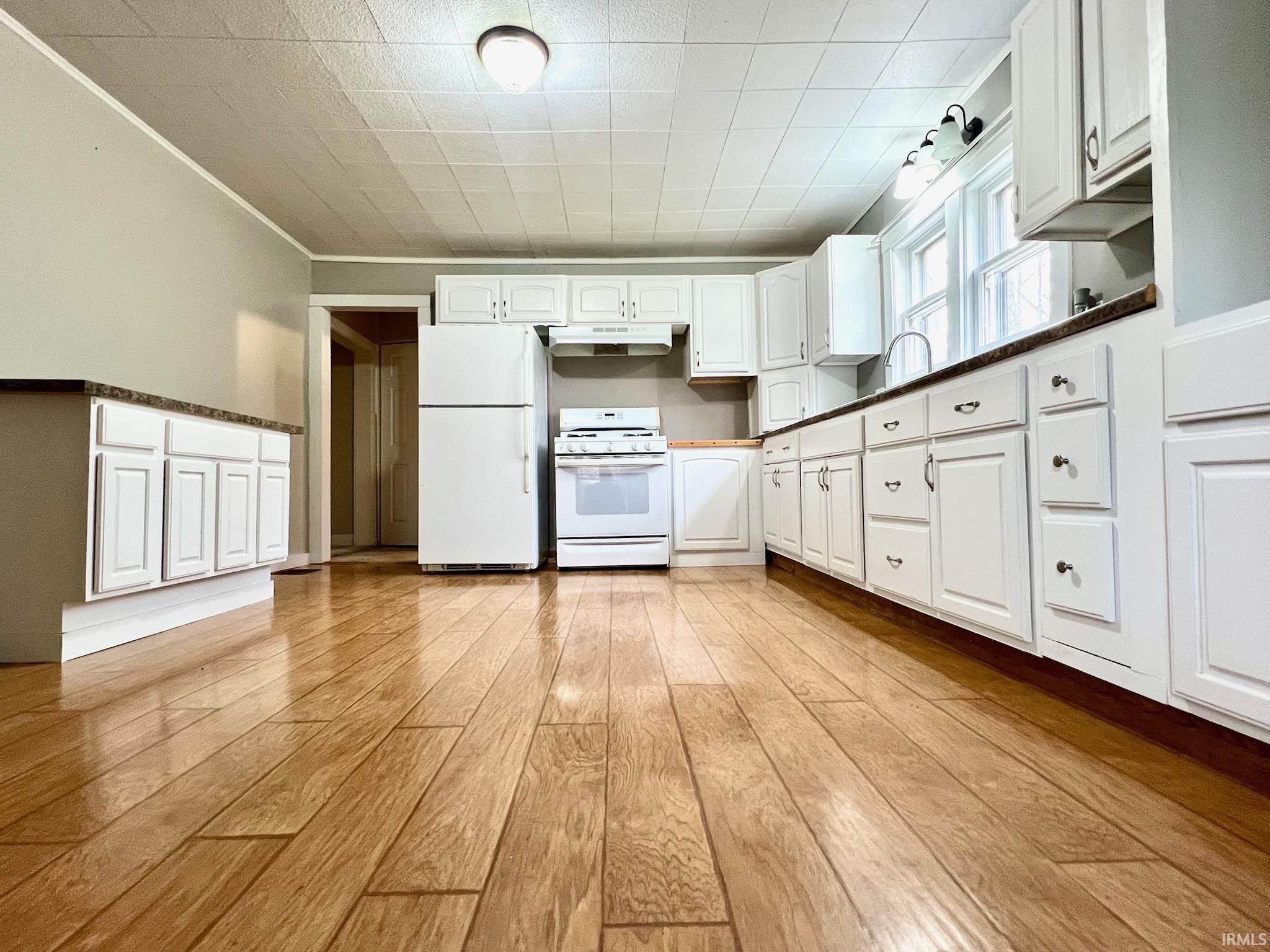 2448 River Road Spencer, IN 47460 - Photo 12 of 31