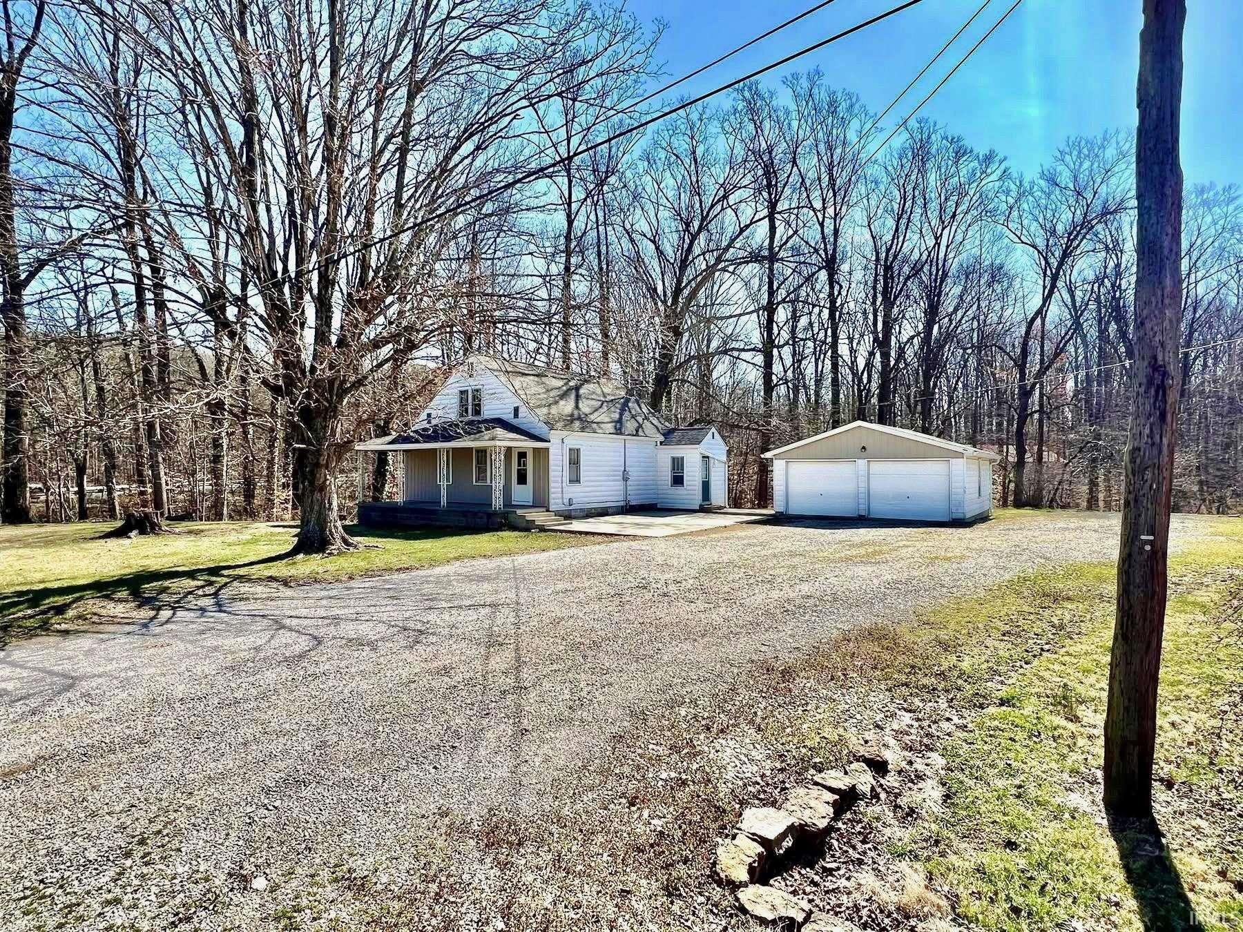 2448 River Road Spencer, IN 47460 - Photo 3 of 31