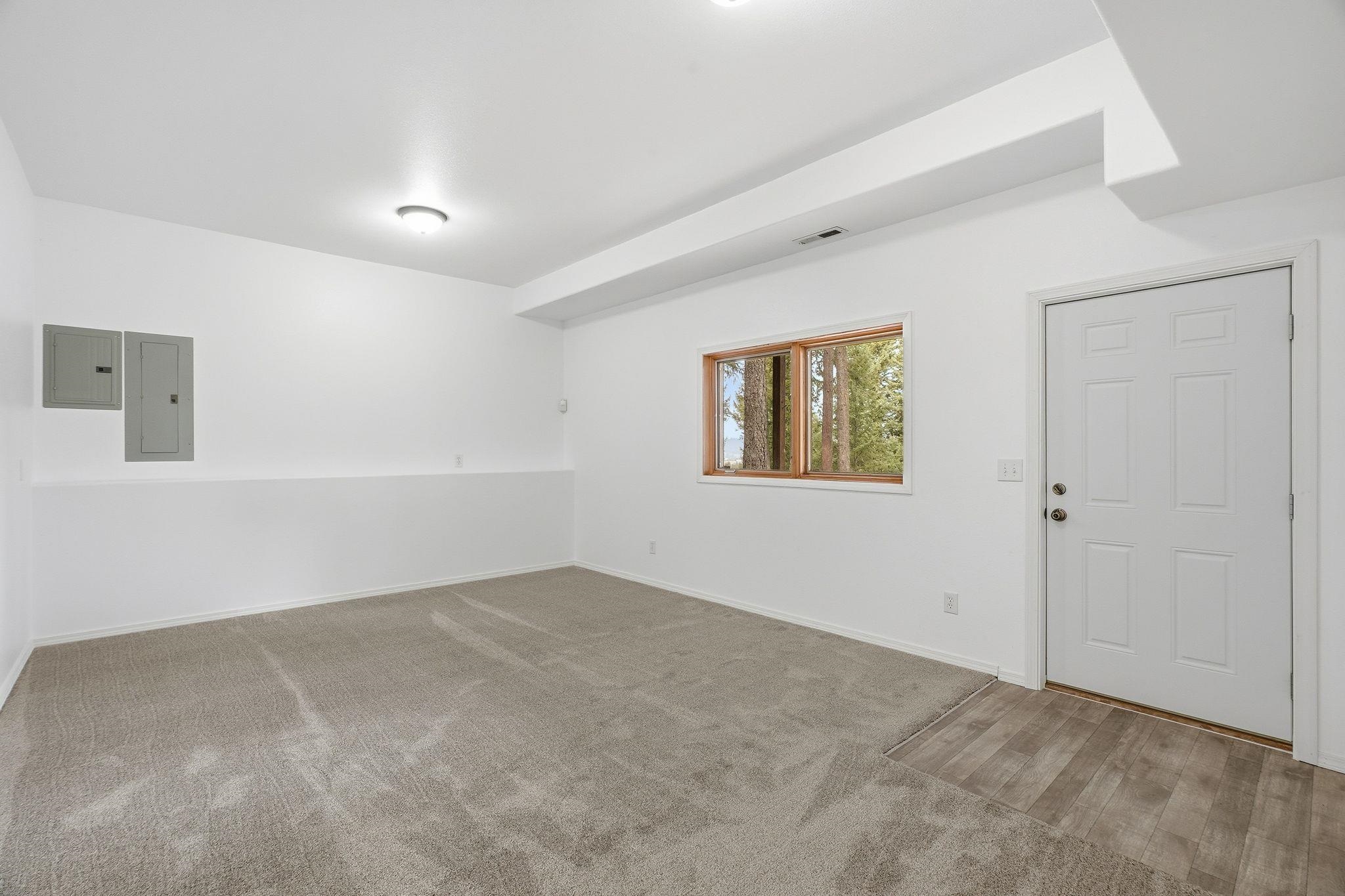 12112 East Burnett Road Mead, WA 99021 - Photo 22 of 45