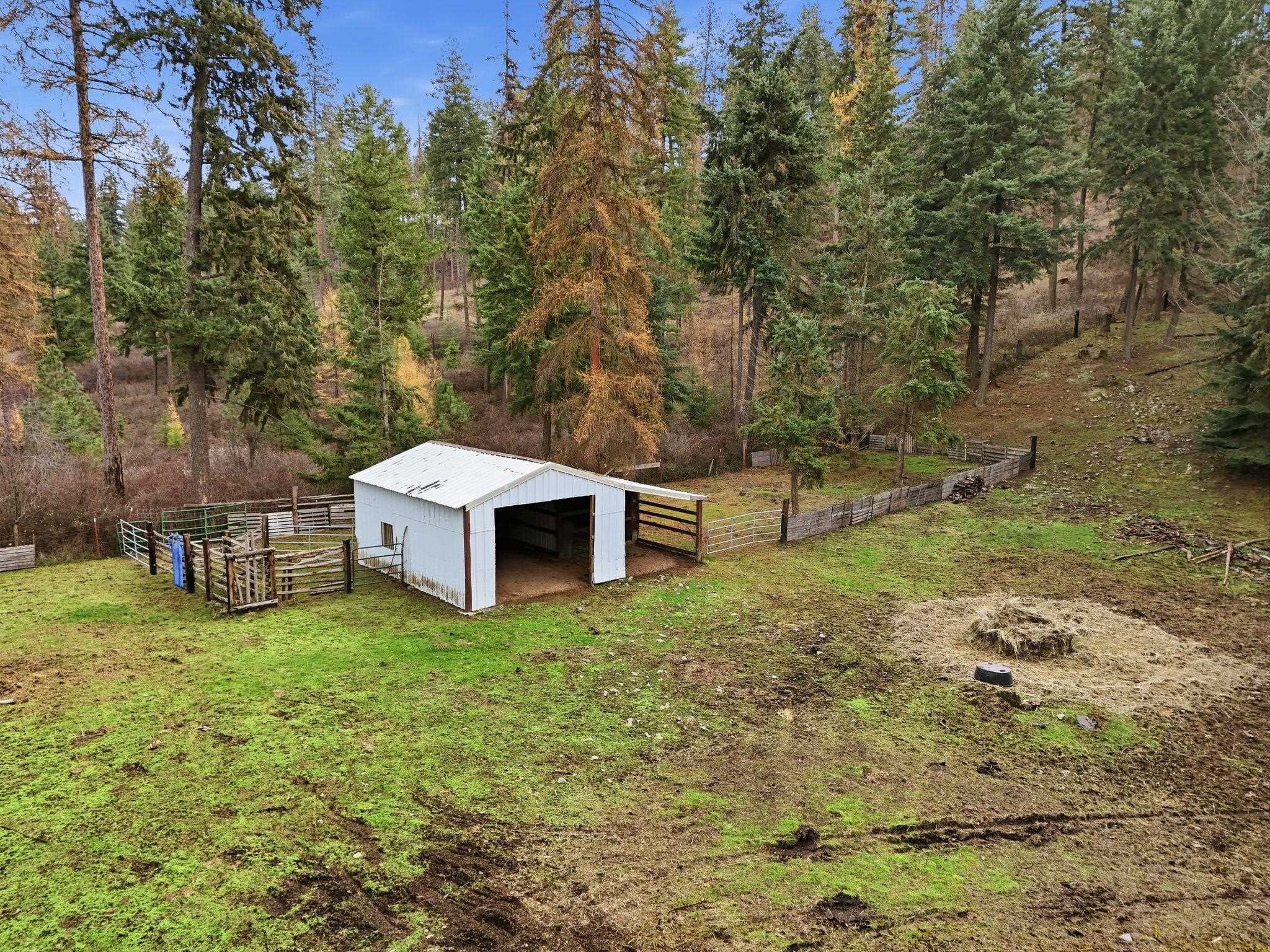 12112 East Burnett Road Mead, WA 99021 - Photo 30 of 45
