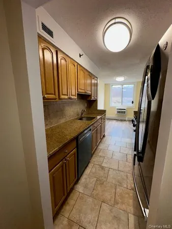 $499,000 | 14 Nosband Avenue, Unit 1J, White Plains, NY 10605