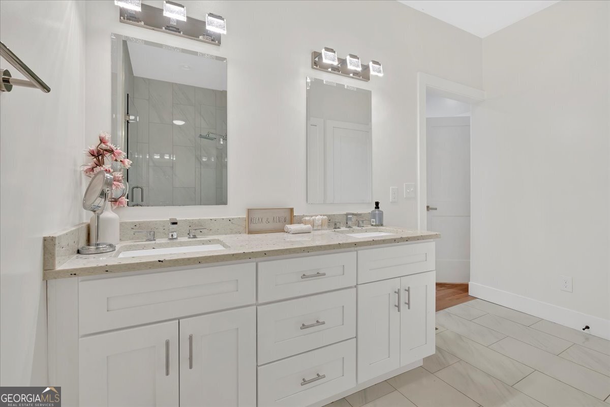 2147 McAfee Road Decatur, GA 30032 - Photo 8 of 10