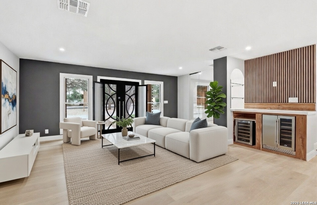 227 East Sunset Road San Antonio, TX 78209 - Photo 5 of 51