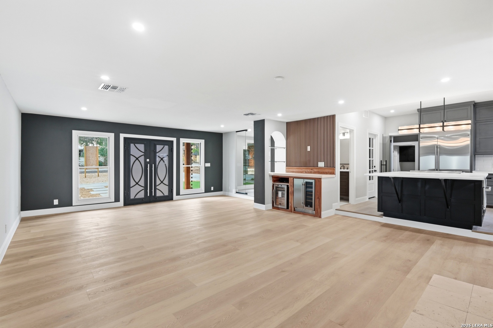 227 East Sunset Road San Antonio, TX 78209 - Photo 7 of 51