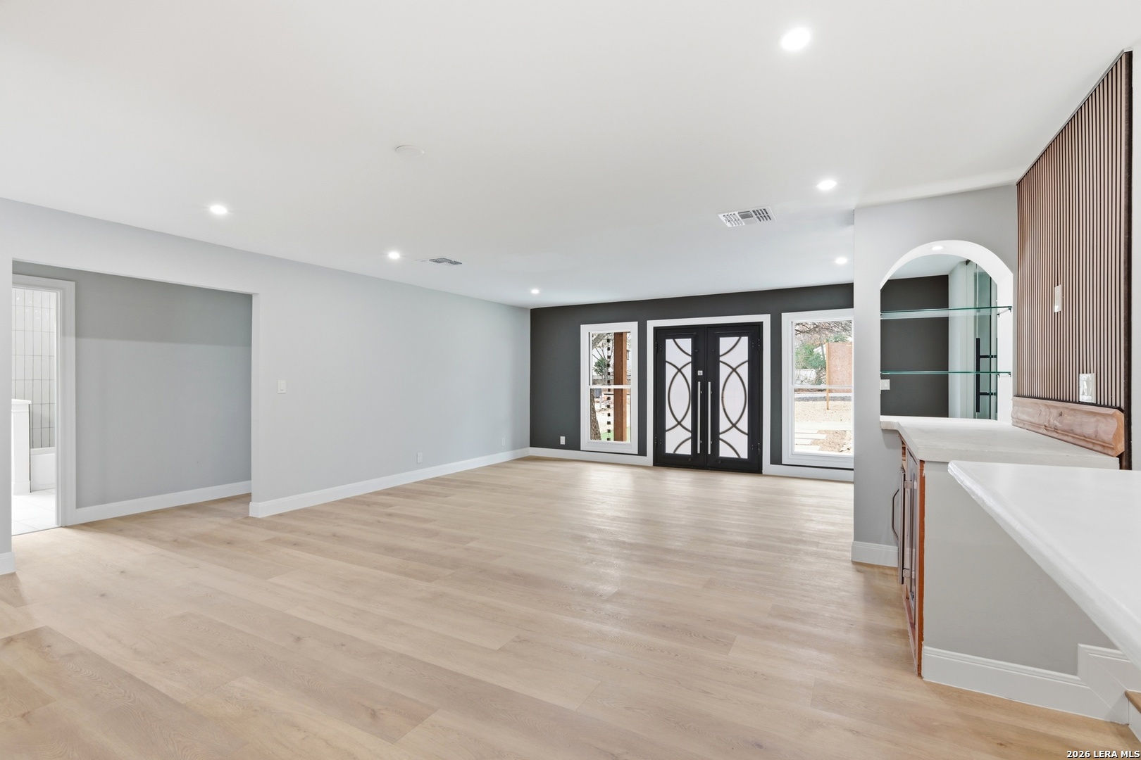 227 East Sunset Road San Antonio, TX 78209 - Photo 9 of 51