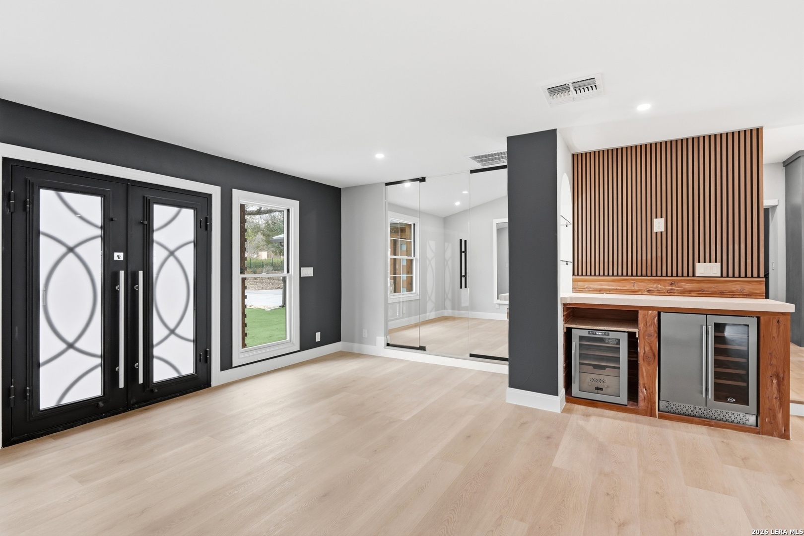 227 East Sunset Road San Antonio, TX 78209 - Photo 10 of 51