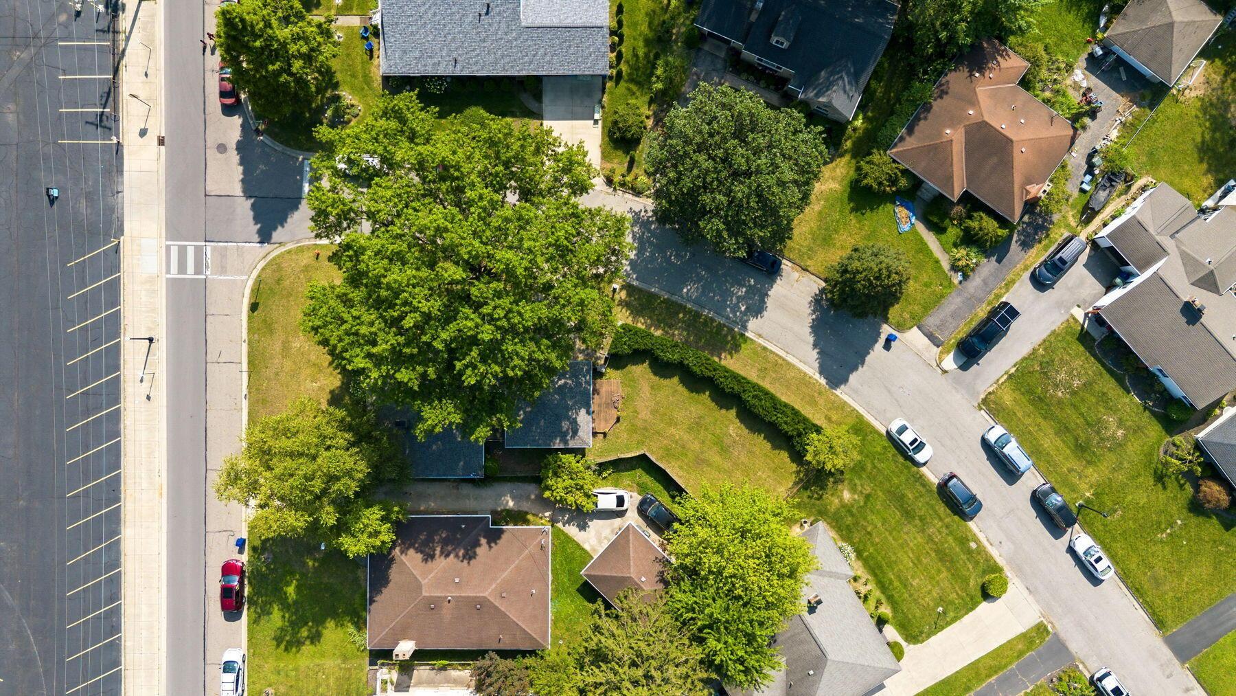 2827 Dover Road Columbus, OH 43209 - Photo 23 of 27 Aerial View