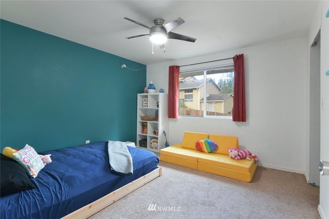 1723 170th Place Southeast, Unit B Bothell, WA 98012 - Photo 12 of 15 Gallery Image 12