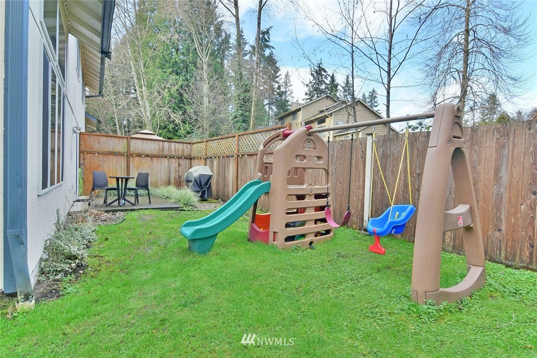 1723 170th Place Southeast, Unit B Bothell, WA 98012 - Photo 14 of 15 Gallery Image 14