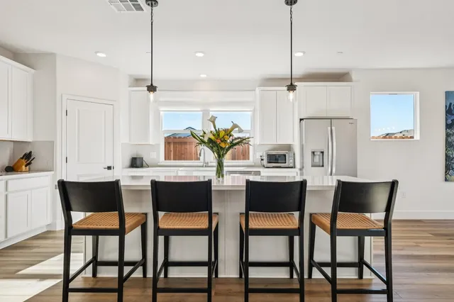 $775,800 | 750 West Main Street, Winters, CA 95694