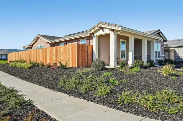 $775,800 | 750 West Main Street, Winters, CA 95694