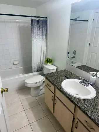 $1,800 | 737 Crest Pines Drive, Unit 613, Orlando, FL 32828
