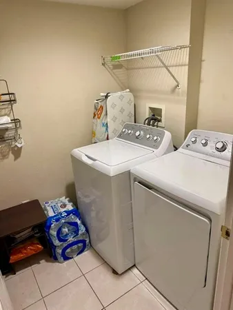 $1,800 | 737 Crest Pines Drive, Unit 613, Orlando, FL 32828